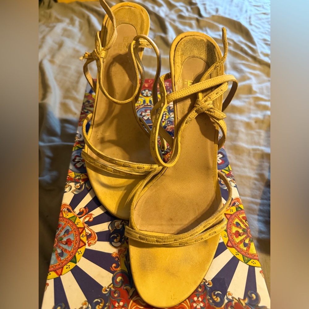 Fendi Yellow Heeled Shoes with Strappy Design
